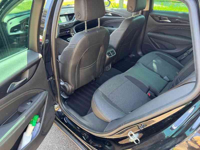 Opel Insignia 2,0 CDTI 125kw - foto 12