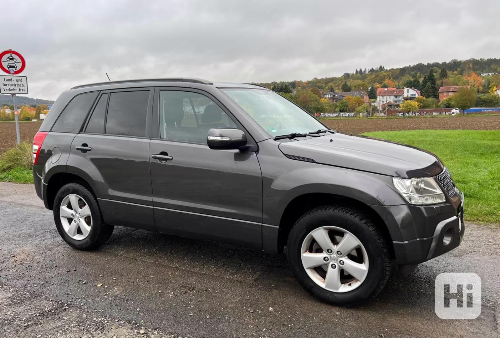 Suzuki Grand Vitara 2.4i benzín 124kw - foto 1