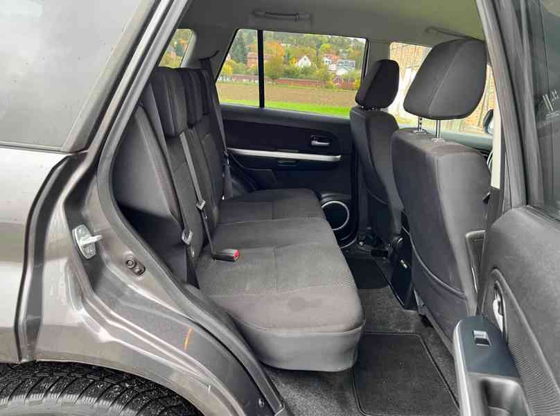 Suzuki Grand Vitara 2.4i benzín 124kw - foto 11