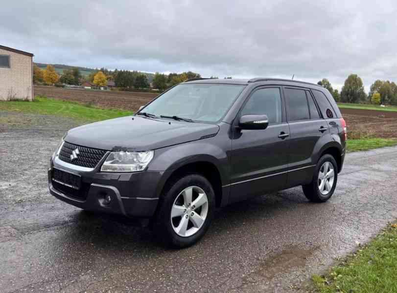 Suzuki Grand Vitara 2.4i benzín 124kw - foto 21