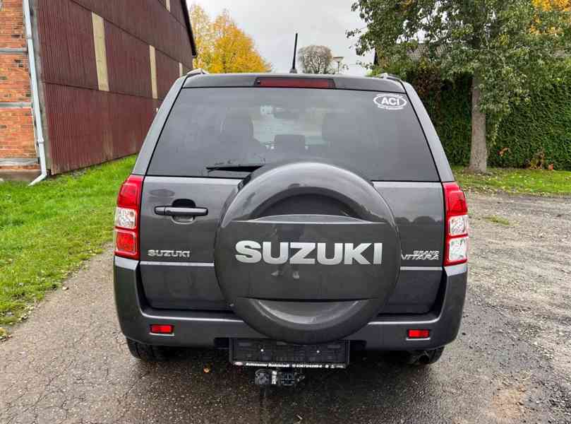 Suzuki Grand Vitara 2.4i benzín 124kw - foto 5