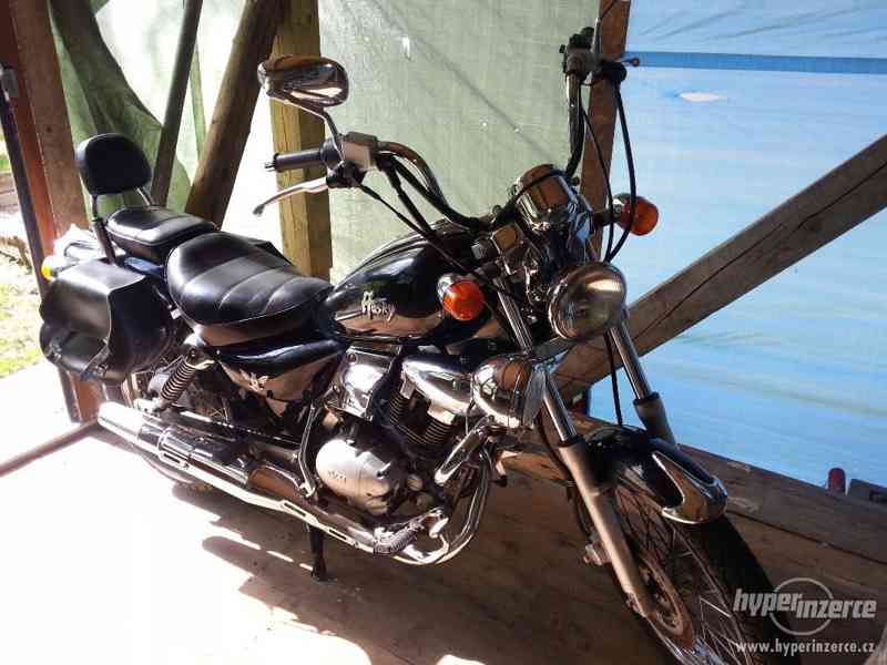 HUSKY 125 - motorka chopper - foto 3