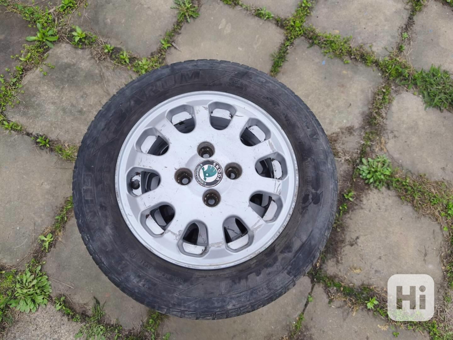 SADA LETNÍCH ALU KOL 165/70/R13 ŠKODA FELICIA - foto 1