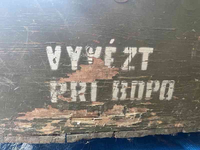 Dřevěná vojenská bedna - foto 4