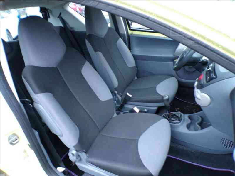 Citroën C1 1,0 i POSILOVAČ ŘÍZENÍ - foto 11