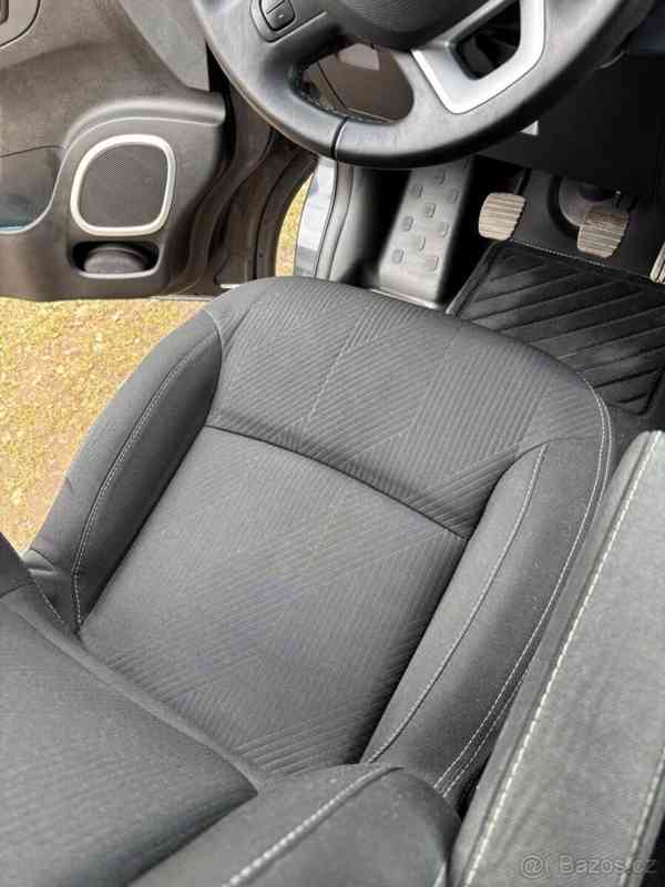 Renault Trafic 2,0   spaceclass - foto 16