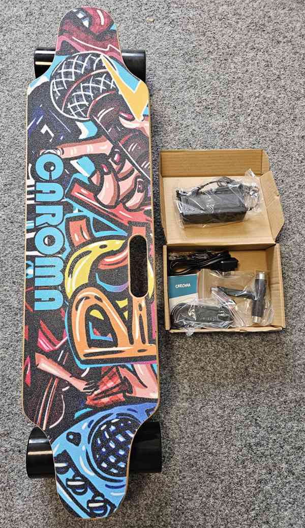 Skateboard Caroma H2B grafity, elektrický,Dálkové ovládání - foto 2