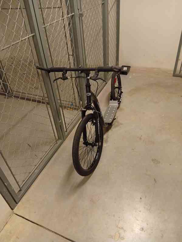 Dětská kolobezka - foto 3