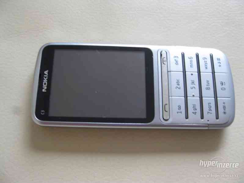 Nokia C3-01.5 - tlačítkové telefony s dotykovým displejem - foto 11