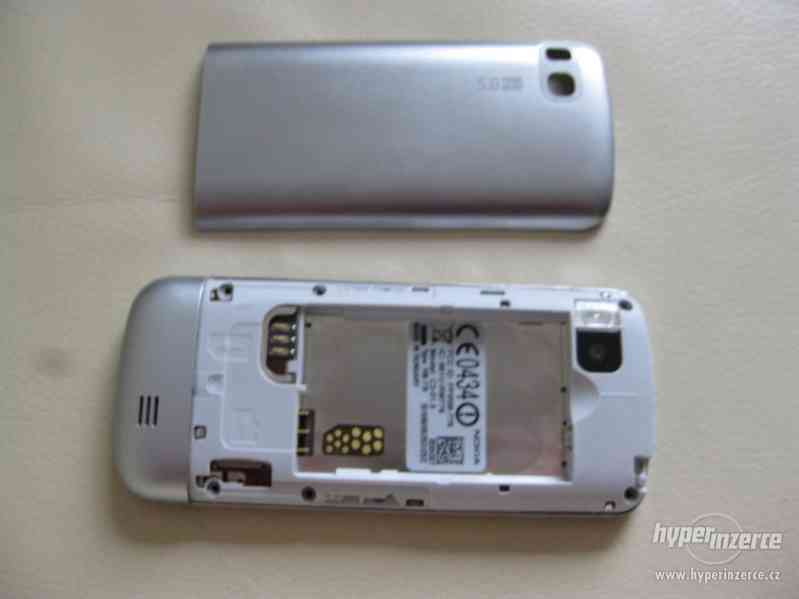 Nokia C3-01.5 - tlačítkové telefony s dotykovým displejem - foto 17