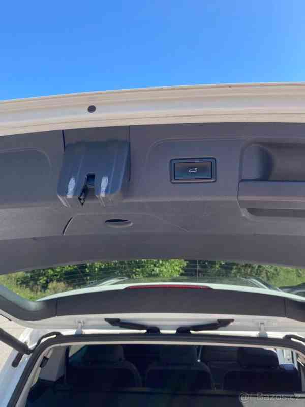 Volkswagen Touran 2,0   tdi 110kw R-line DSG - foto 7