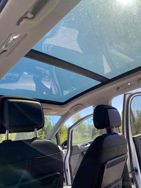 Volkswagen Touran 2,0   tdi 110kw R-line DSG - foto 3