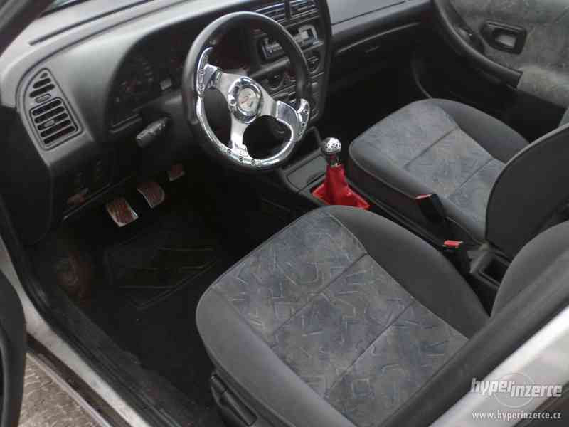 peugeot 306 1,9 TD - foto 3