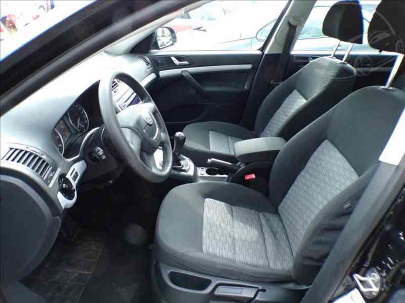 Škoda Octavia 1,2 TSI-77KW TEMPOMAT - foto 8