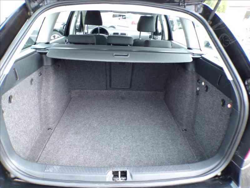 Škoda Octavia 1,2 TSI-77KW TEMPOMAT - foto 10