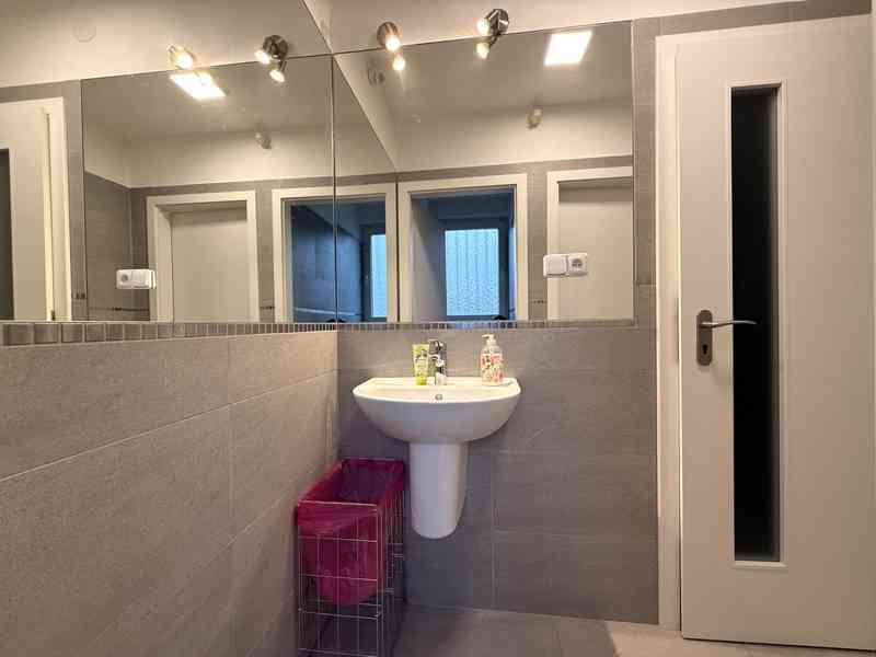 PRONÁJEM PROSTORNÉ KANCELÁŘE O CP CCA 38 M2 BRNO – ŽIDENICE  - foto 9