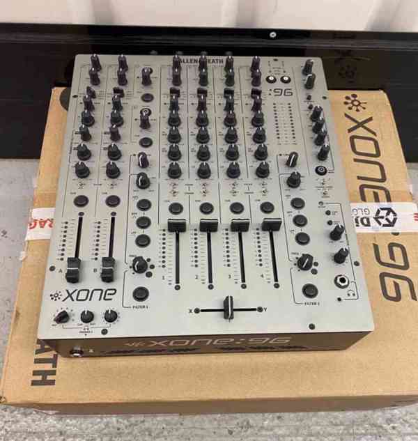Nové PLAYdifferently MODEL 1, Allen & Heath XONE 96, DJM-A9 - foto 4