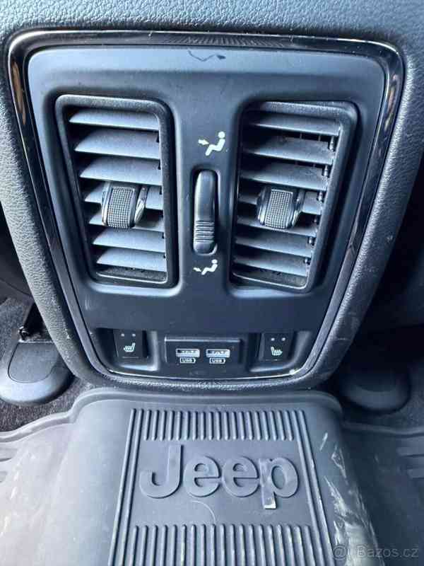 Jeep Grand Cherokee 3,0   3L Diesel - foto 18