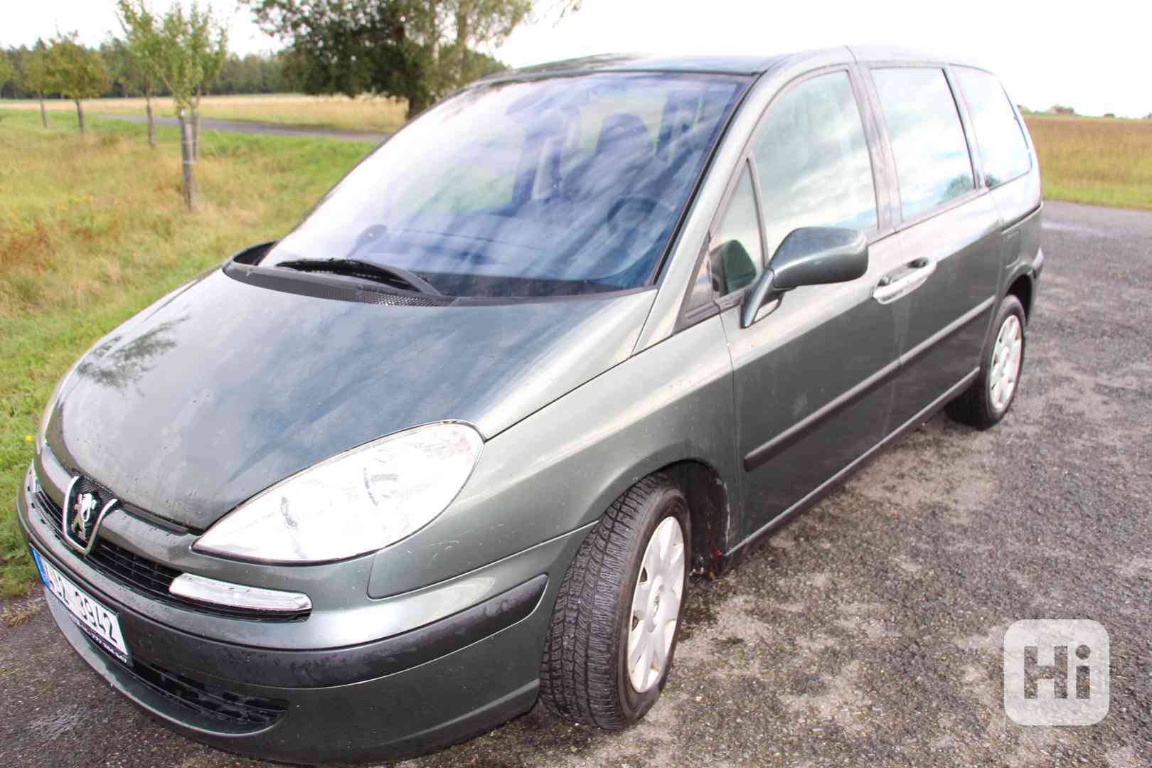 Peugeot 807 hdi 2,0 - foto 1