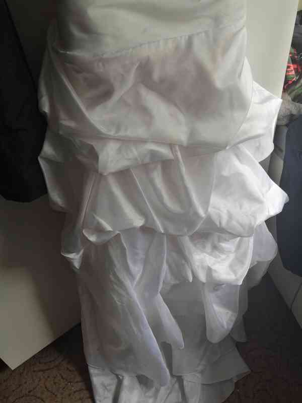 Svatební šaty  - foto 3