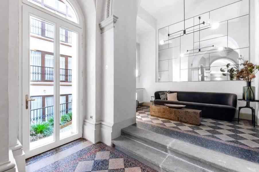 Pronájem luxusního, vybaveného bytu 3kk, balkon, Praha 1 - Jilská - foto 18