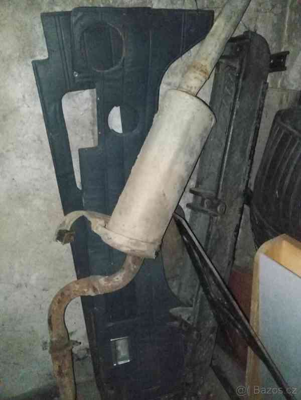 Toyota Land Cruiser 2,5 - foto 14