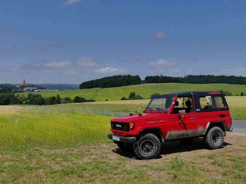 Toyota Land Cruiser 2,5 - foto 2