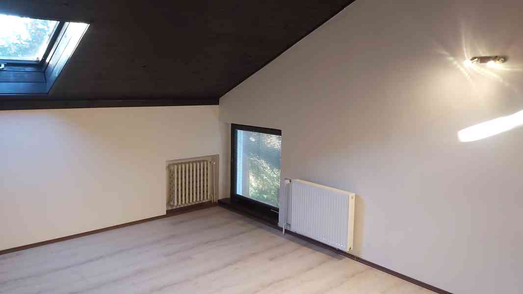 Rodinný dům - foto 12