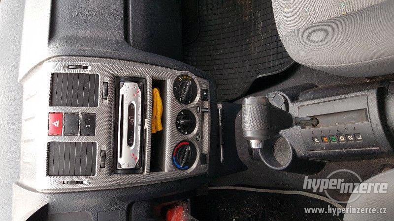 Hyundai Getz 1.3 (62,5kW), automat, r. 2004, serviska - foto 12