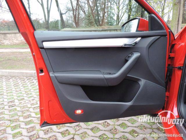 Škoda Octavia 1.4, benzín, automat, vyrobeno 2015, navigace - foto 19