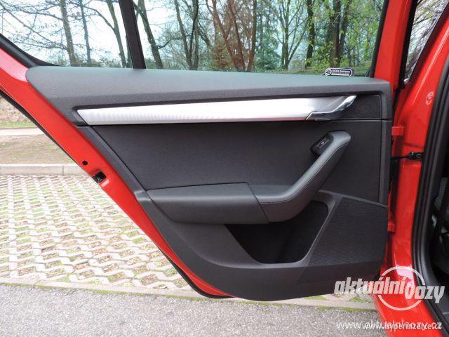 Škoda Octavia 1.4, benzín, automat, vyrobeno 2015, navigace - foto 23