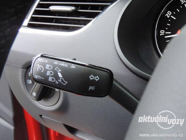 Škoda Octavia 1.4, benzín, automat, vyrobeno 2015, navigace - foto 26