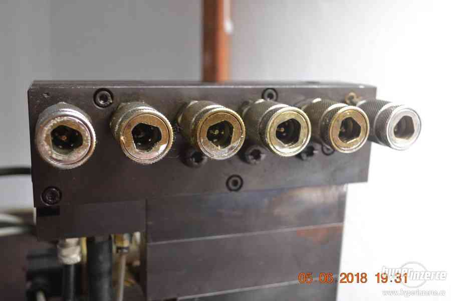 Hydraulický rozvaděč - foto 6