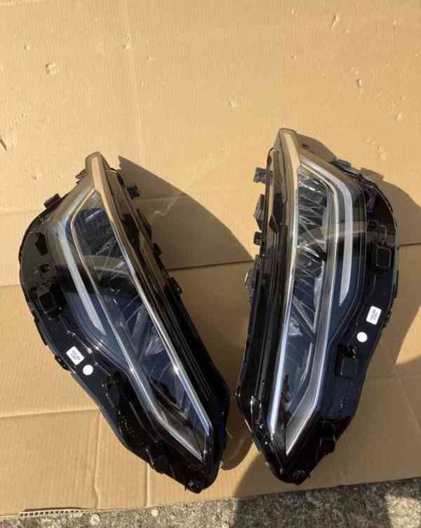 svetla svetlo vw golf viii 8 lift led prave leve - foto 2