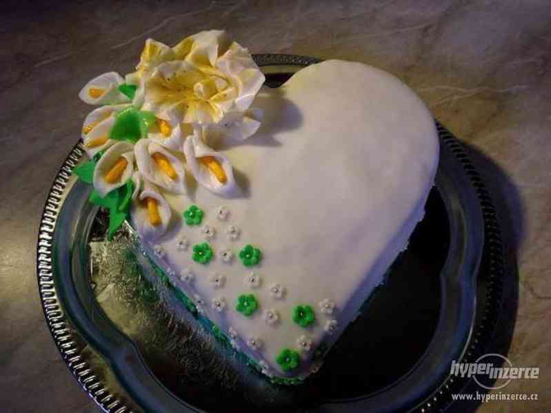 Vánoční cukroví,narozeninové a svatební dorty - foto 4