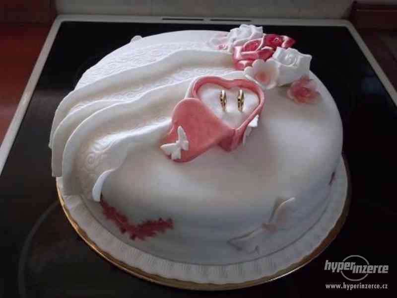 Vánoční cukroví,narozeninové a svatební dorty - foto 8