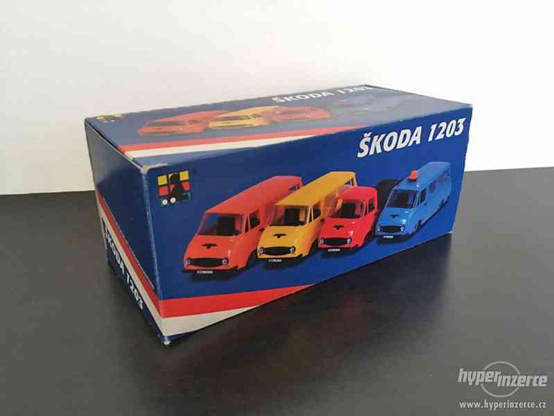 Krabička k dodávce Škoda 1203 - foto 1