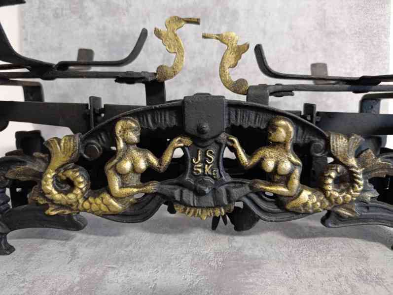 93let staré figurální litinové váhy Sirény E.S ROK 1932 - foto 9