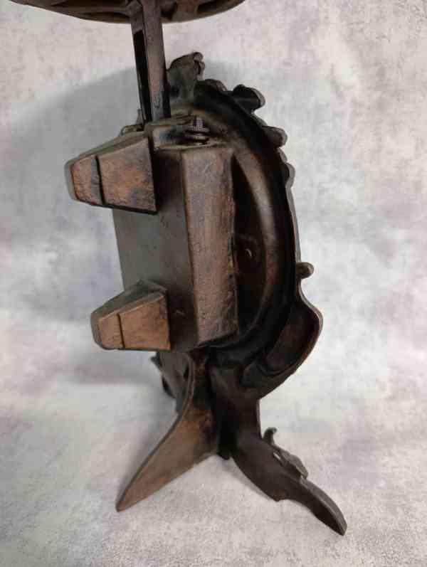 Starožitné 10kg jednomiskové váhy, figurální, do sbírky - foto 17