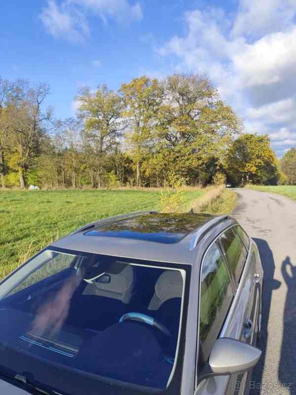 Škoda Superb 1,6   rok 2017 - foto 5