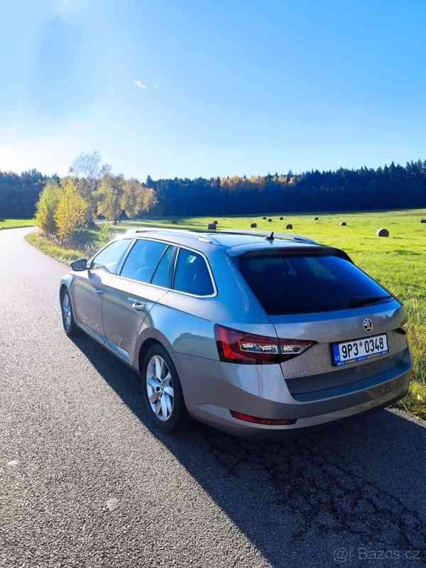 Škoda Superb 1,6   rok 2017 - foto 9