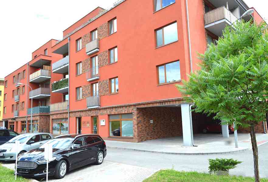 Pronajmu novostavbu 1+kk Brno, U leskavy. 35 m2, 3.p - foto 3