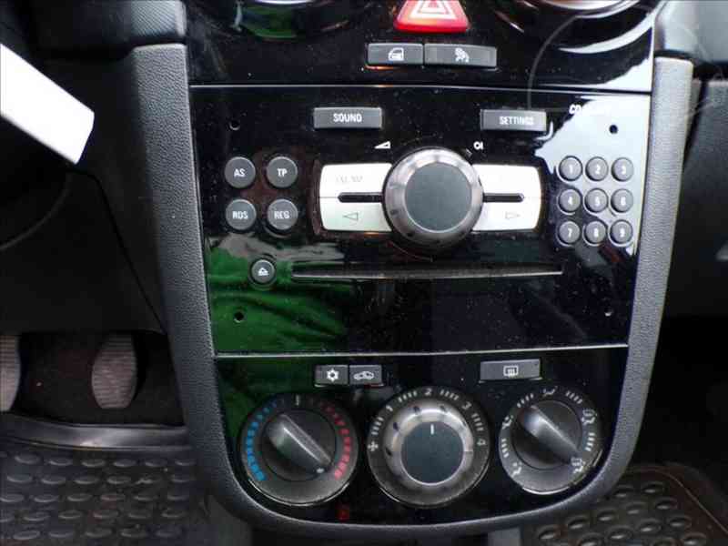 Opel Corsa 1,7 CDTI - foto 7