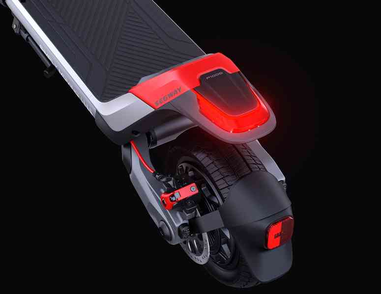 Elektrická koloběžka Segway KickScooter P100 - foto 4