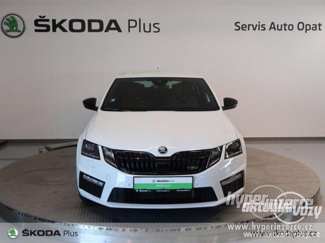 Škoda Octavia 2.0, benzín, automat, vyrobeno 2018, navigace, kůže - foto 3