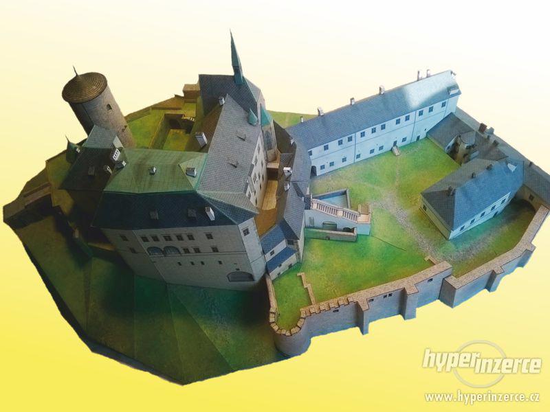 Papírový model hradu Šternberk - foto 3