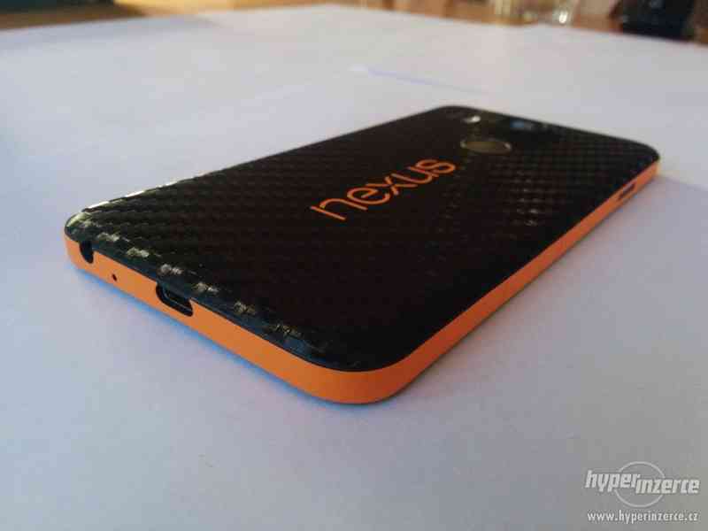 Nexus 5X 32GB + příslušenství - foto 6