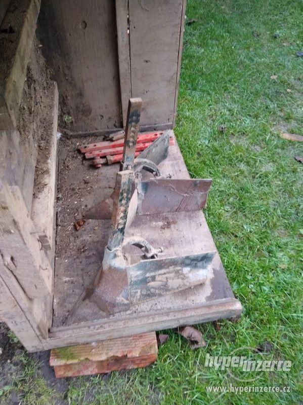 Sazeč brambor - foto 4