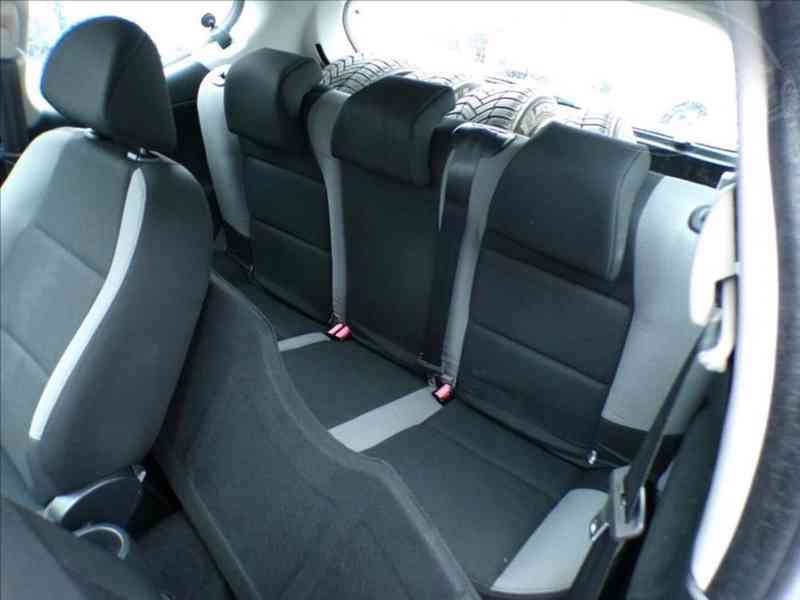 Peugeot 207 1,4 16V KLIMA - foto 9