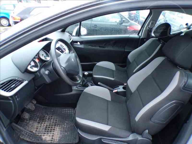 Peugeot 207 1,4 16V KLIMA - foto 8